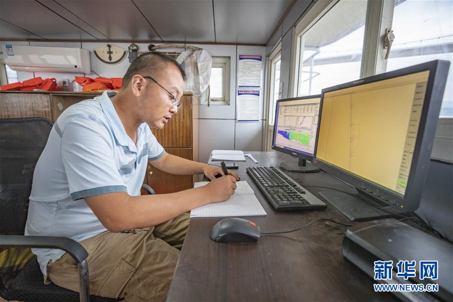 （防汛抗洪&middot;圖文互動）（9）筑起防大汛的堅強防線&mdash;&mdash;重慶防御長江、嘉陵江過境洪峰現(xiàn)場記錄