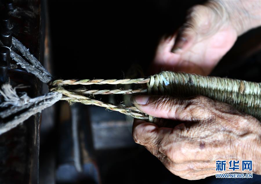 （決戰(zhàn)決勝脫貧攻堅&middot;圖文互動）（4）&ldquo;草鞋村&rdquo;的致富經(jīng)