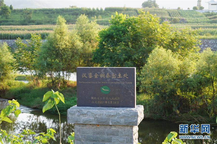 （走向我們的小康生活&middot;圖文互動）（5）綠了青山，紅了日子&mdash;&mdash;秦巴山區(qū)群眾繪出小康&ldquo;調色板&rdquo;