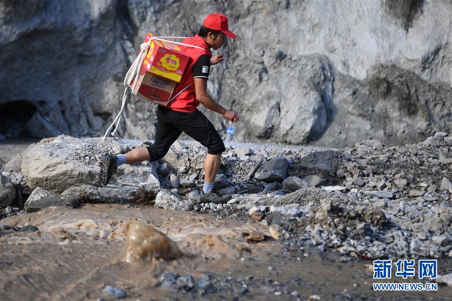 （防汛抗洪&middot;圖文互動）（5）七夕前夜，為莫諾村架起&ldquo;生命之橋&rdquo;