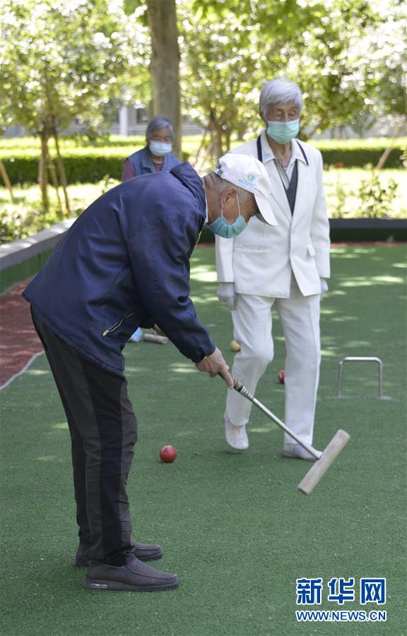 （走向我們的小康生活&middot;圖文互動）（5）北京&ldquo;老有所養(yǎng)&rdquo;的床邊、身邊、周邊事