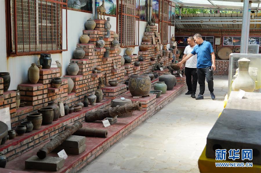 （新華全媒頭條&middot;走向我們的小康生活&middot;圖文互動(dòng)）（9）長(zhǎng)城腳下，小康村串成&ldquo;珍珠鏈&rdquo;