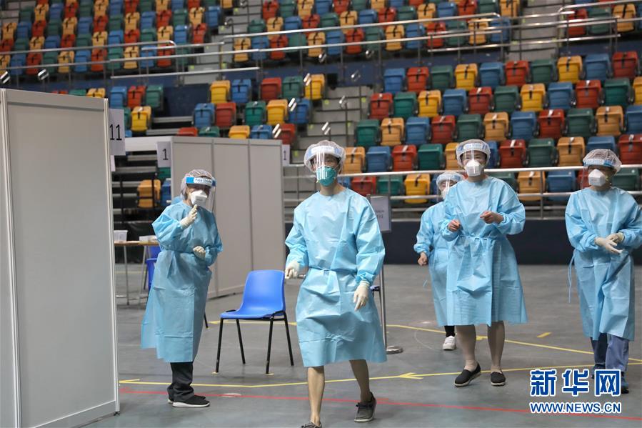 （圖文互動(dòng)）（2）&ldquo;身為醫(yī)護(hù)人員一分子，應(yīng)該出來幫忙&rdquo;&mdash;&mdash;參與新冠病毒社區(qū)檢測的香港醫(yī)護(hù)人員速寫