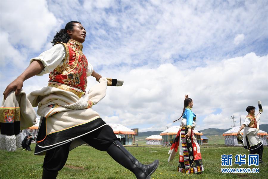 （新華全媒頭條&middot;走向我們的小康生活&middot;決戰(zhàn)決勝脫貧攻堅(jiān)&middot;圖文互動(dòng)）（7）脫貧的顏色