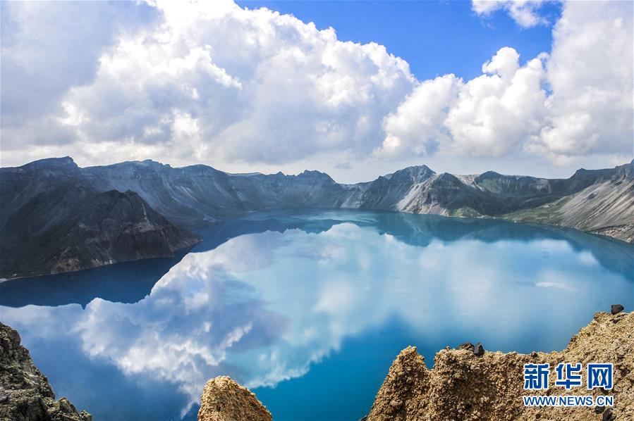 （新華全媒頭條&middot;走向我們的小康生活&middot;圖文互動(dòng)）（9）黑土地上是我家&mdash;&mdash;在吉林，一瞥中國(guó)東北鄉(xiāng)村美麗未來