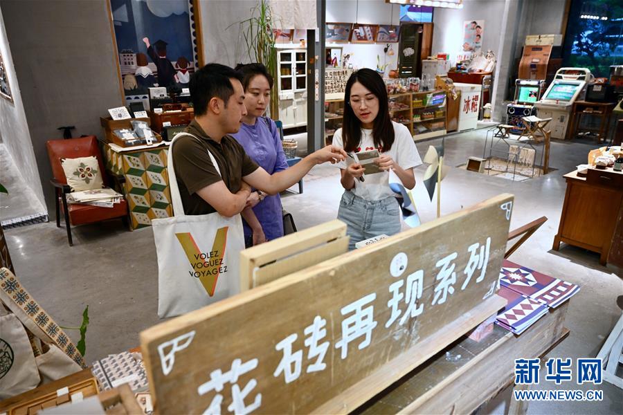 （特區(qū)40年&middot;圖文互動(dòng)）（3）老廠房變身&ldquo;夢工廠&rdquo;折射廈門經(jīng)濟(jì)特區(qū)40年變遷