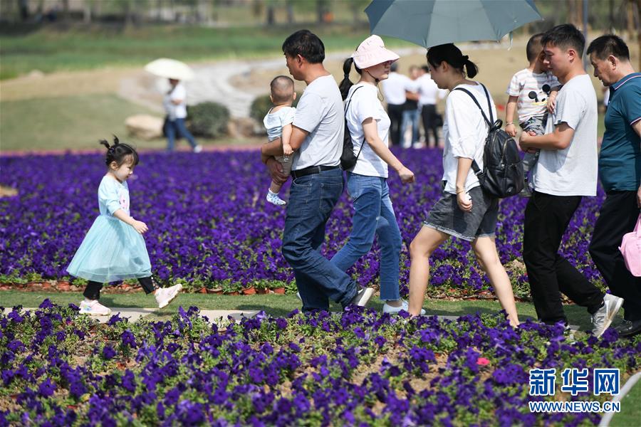 （新華全媒頭條&middot;圖文互動(dòng)）（6）大美中國(guó)看活力&mdash;&mdash;來(lái)自國(guó)慶黃金周的一線(xiàn)觀(guān)察
