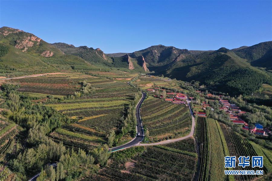 （集中連片特困地區(qū)貧困村調(diào)研行&middot;圖文互動(dòng)）（5）又整新鞍馬蹄輕&mdash;&mdash;內(nèi)蒙古喀喇沁旗馬鞍山村脫貧調(diào)查