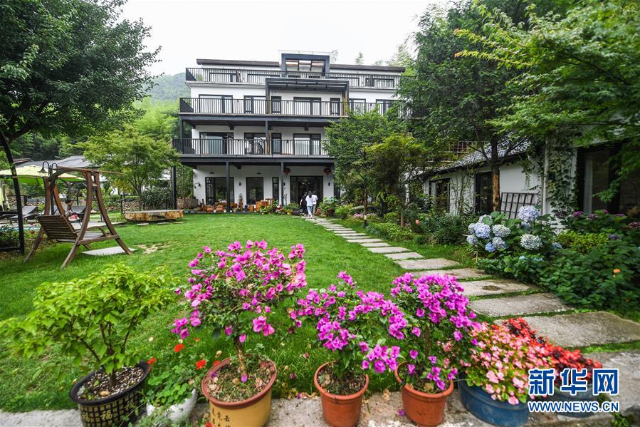 （新華全媒頭條&middot;圖文互動）（6）&ldquo;綠&rdquo;從天目盎然出&mdash;&mdash;湖州做好&ldquo;六穩(wěn)&rdquo;工作落實&ldquo;六保&rdquo;任務(wù)新觀察