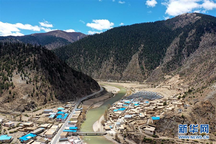 （新華全媒頭條&middot;圖文互動(dòng)）（1）跨越70年的&ldquo;紅色&rdquo;守望&mdash;&mdash;記西藏昌都市左貢縣列達(dá)村