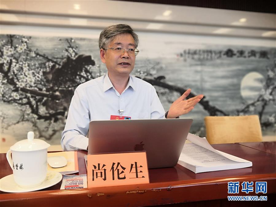 （兩會&middot;熱點(diǎn)畫報）（6）代表委員聚焦民法典草案