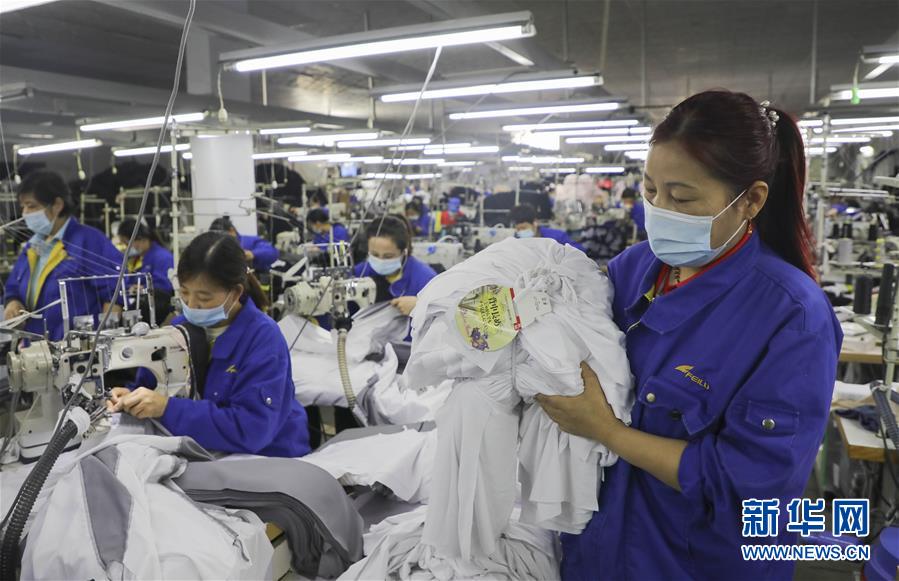 （新華全媒頭條&middot;兩會精神看落實&middot;圖文互動）（1）培育新機 開辟新局&mdash;&mdash;落實全國兩會精神激發(fā)經濟發(fā)展新動能述評