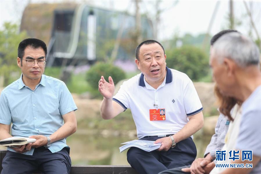 （新華全媒頭條&middot;兩會精神看落實&middot;圖文互動）（2）整體謀劃、系統(tǒng)升級、全面提升&mdash;&mdash;落實全國兩會精神織牢織密公共衛(wèi)生防護(hù)網(wǎng)