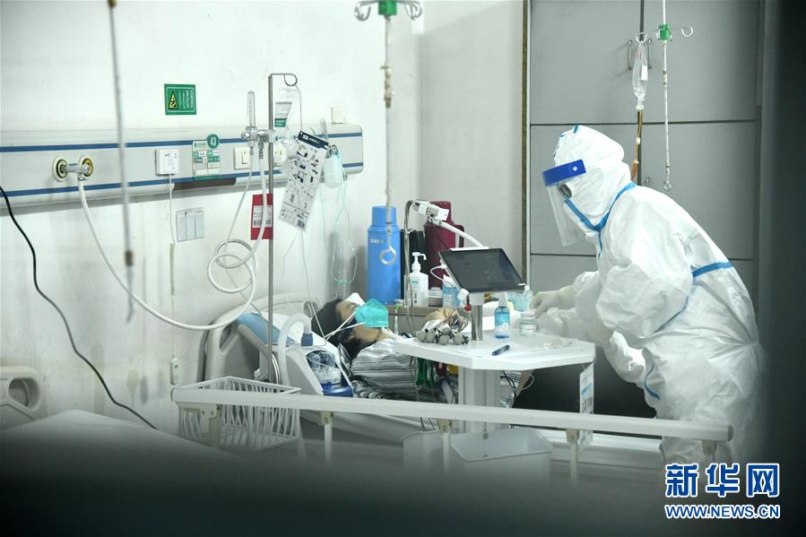 (在習(xí)近平新時(shí)代中國特色社會(huì)主義思想指引下——新時(shí)代新作為新篇章·習(xí)近平總書記關(guān)切事·圖文互動(dòng))(2)高擎利劍驅(qū)疫魔——科研攻關(guān)助力湖北戰(zhàn)“疫”記