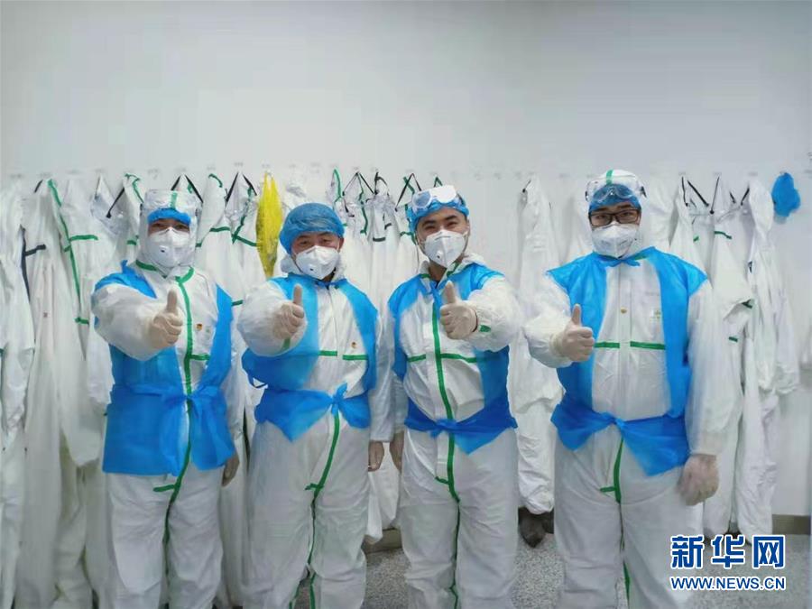 （習近平致敬的戰(zhàn)&ldquo;疫&rdquo;英雄&middot;志愿者篇&middot;圖文互動）（2）他們，微光成炬照征程