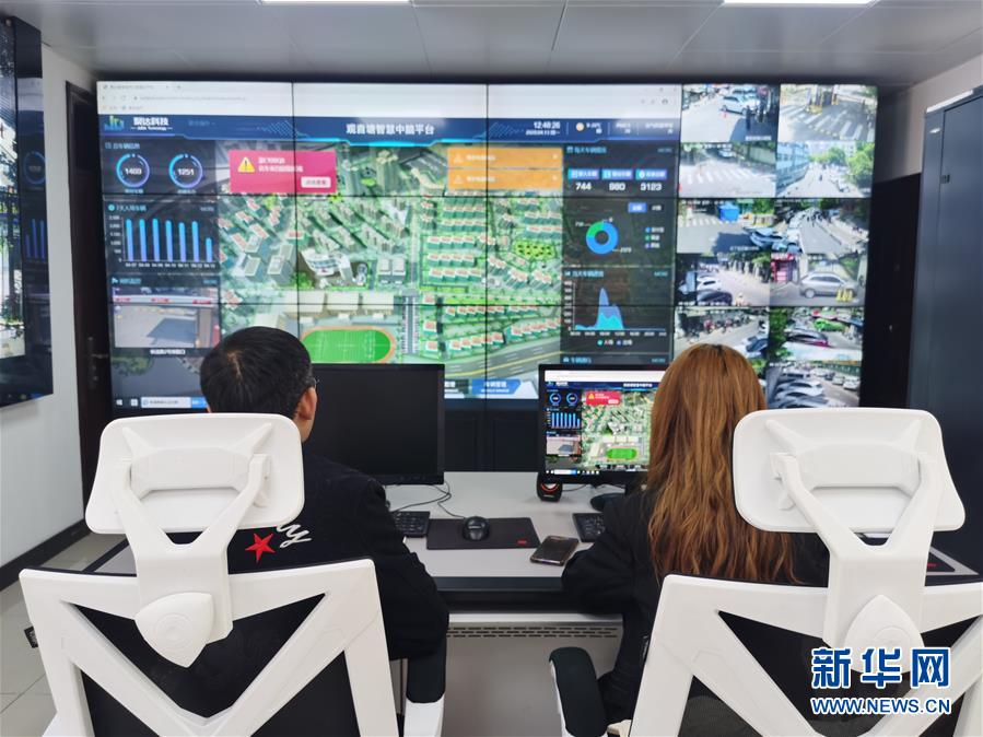 （在習近平新時代中國特色社會主義思想指引下&mdash;&mdash;新時代新作為新篇章&middot;習近平總書記關切事&middot;圖文互動）（1）扎緊籬笆打好樁&mdash;&mdash;各地筑牢社區(qū)防控安全屏障