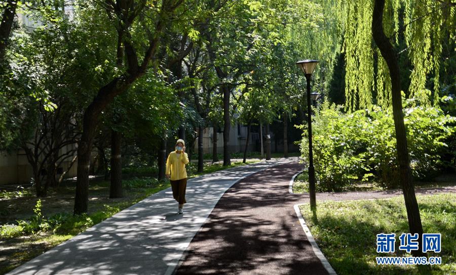 （總書記推動(dòng)的改革身邊事&middot;文化改革篇）（3）特寫：&ldquo;生活便利了，環(huán)境變美了，人也舒心了&rdquo; &mdash;&mdash;感受基層文明實(shí)踐站里的惠民服務(wù)