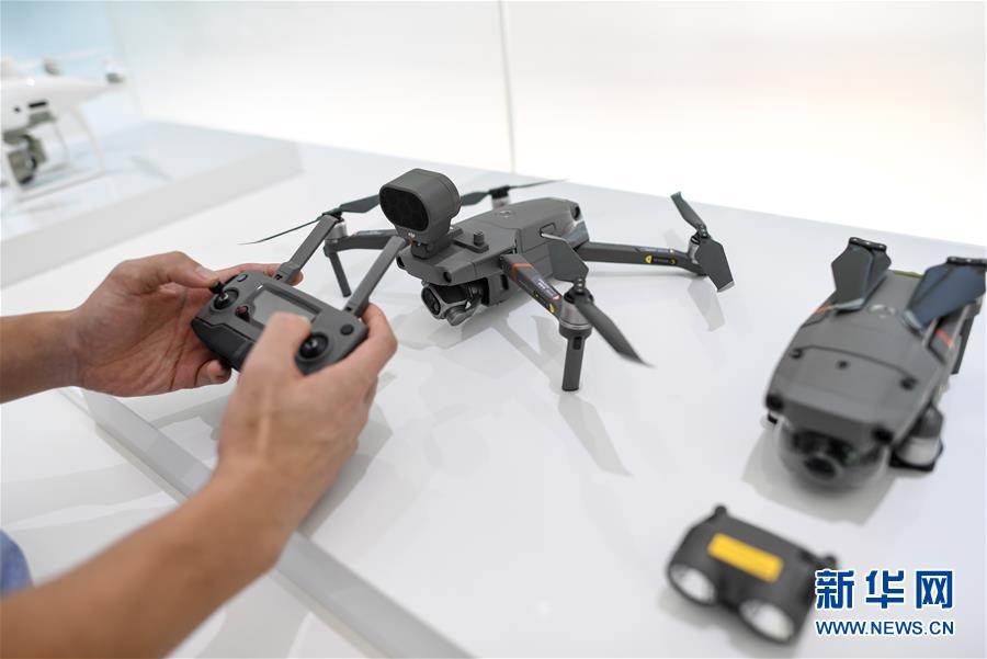 （在習(xí)近平新時(shí)代中國特色社會(huì)主義思想指引下&mdash;&mdash;新時(shí)代新作為新篇章&middot;習(xí)近平總書記關(guān)切事&middot;圖文互動(dòng)）（7）我家大門常打開&mdash;&mdash;經(jīng)濟(jì)特區(qū)全方位對(duì)外開放故事