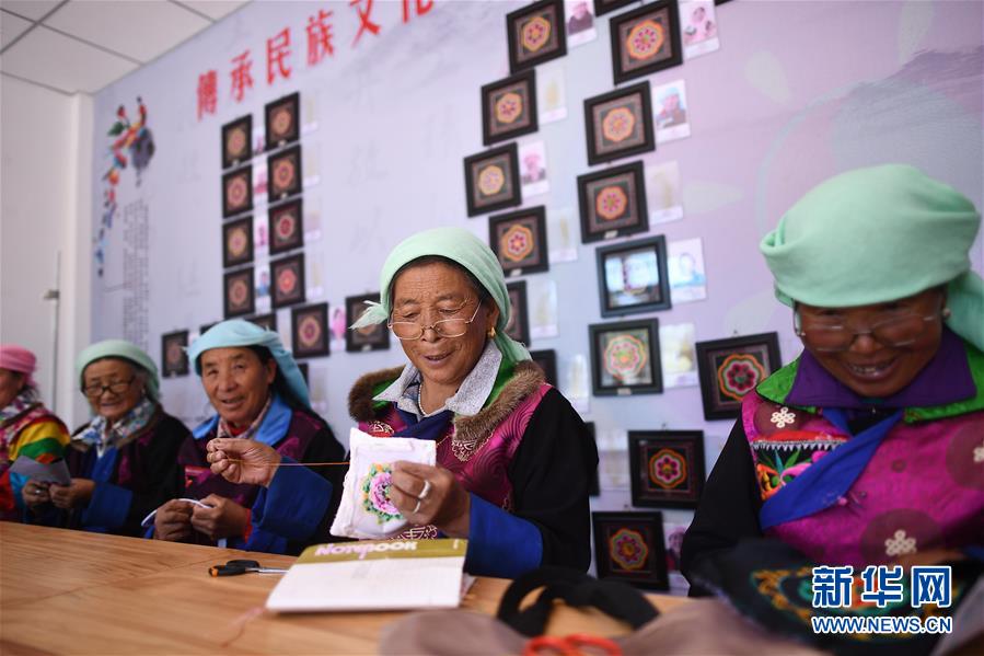 （習(xí)近平的小康故事&middot;新華網(wǎng)&middot;圖文互動）（1） &ldquo;讓全體人民住有所居&rdquo;&mdash;&mdash;習(xí)近平和百姓安居的故事