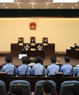 河南掃黑除惡大案開(kāi)庭 8名公職人員如何為黑惡勢(shì)力&ldquo;撐傘&rdquo;？