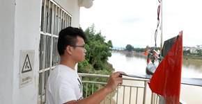 暴雨洪峰中的&ldquo;瞭望者&rdquo;