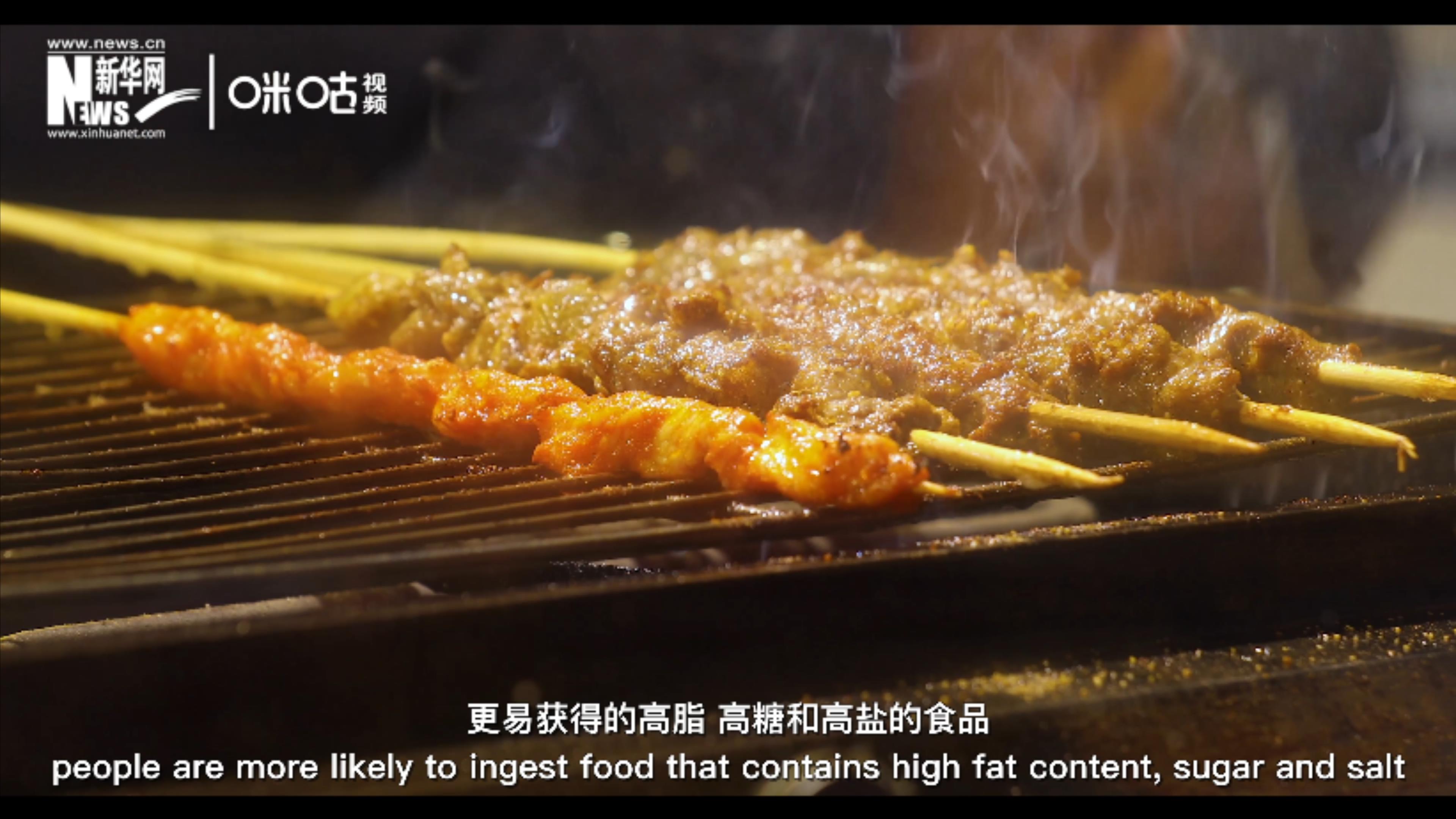 營(yíng)養(yǎng)欠缺、過(guò)度或不平衡是導(dǎo)致肥胖的原因之一