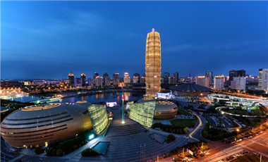 馬拉松城市觀察| 一場(chǎng)馬拉松，讓鄭州這個(gè)龍頭高高揚(yáng)起