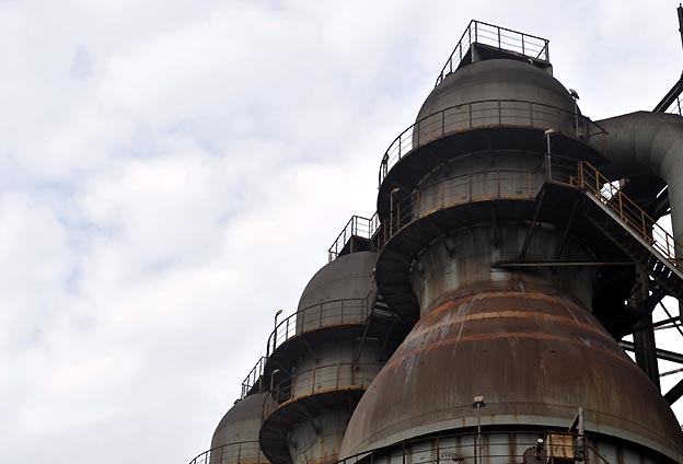 堅持以環(huán)保為前提，做到不環(huán)保不生產(chǎn)。