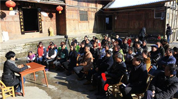 向紅林 ：既要做好精準(zhǔn)脫貧，也要全力推動鄉(xiāng)村振興