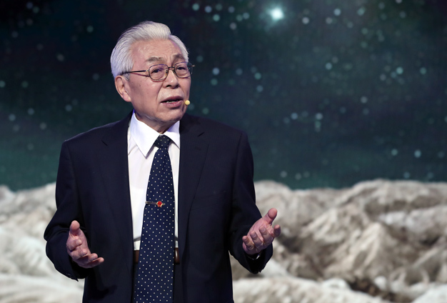 雖然已經(jīng)84歲了，但我還會(huì)加倍努力。