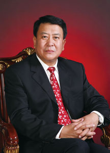 北汽集團黨委書記、董事長徐和誼