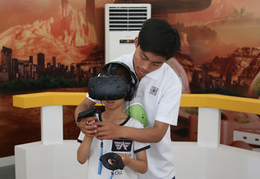 航天科技成果展 VR探秘天空成熱門