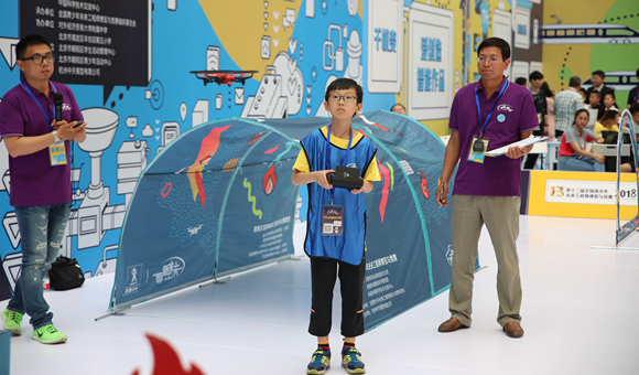 盡享科技樂 感受創(chuàng)新魅力