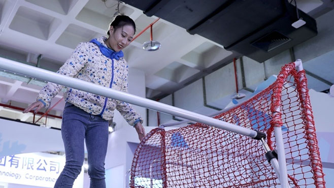 科技冬奧 創(chuàng)新夢(mèng)想：快來(lái)科博會(huì)體驗(yàn)&ldquo;冰雪運(yùn)動(dòng)&rdquo;