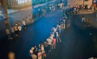 大醫(yī)院人滿為患，社區(qū)醫(yī)院門可羅雀怎么破？