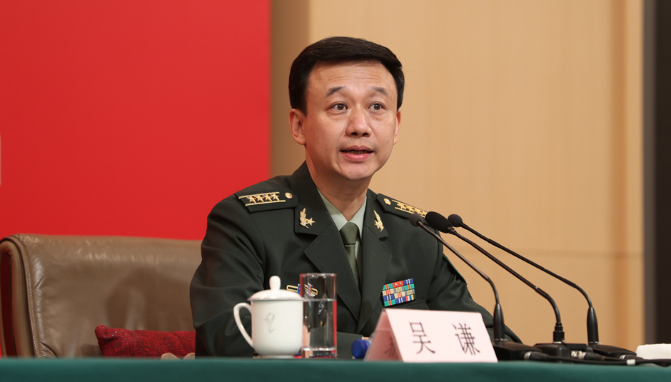 國防部新聞局局長、國防部新聞發(fā)言人吳謙大校介紹相關(guān)情況