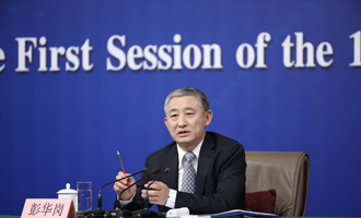 國(guó)資委副秘書長(zhǎng)、新聞發(fā)言人彭華崗