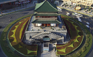 &ldquo;豎讀&rdquo;西安 換個(gè)姿勢(shì)看古城