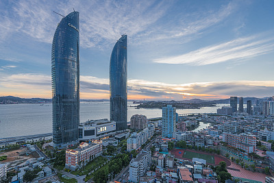 人民日?qǐng)?bào)評(píng)論員：國(guó)家強(qiáng)大、民族復(fù)興、兩岸統(tǒng)一是歷史大勢(shì)