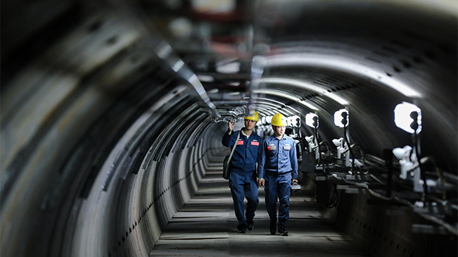 新春走基層丨&ldquo;機器人&rdquo;保供電？這個春節(jié)很有科技范兒！