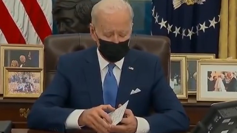 美國FBI遇數(shù)十年來最血腥事件！拜登慰問遇害特工家屬