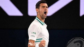 九進(jìn)決賽 九度奪冠！德約科維奇衛(wèi)冕&ldquo;澳網(wǎng)之王&rdquo;