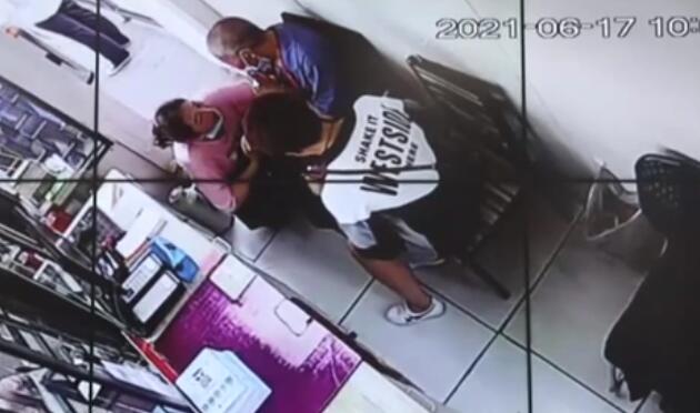 公交&ldquo;愛(ài)心驛站&rdquo;溫馨守護(hù)老年出行