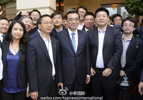 李克強(qiáng)：在非中企了解當(dāng)?shù)匚幕拍茉「D片來(lái)源：&ldquo;新國(guó)際&rdquo;微博。