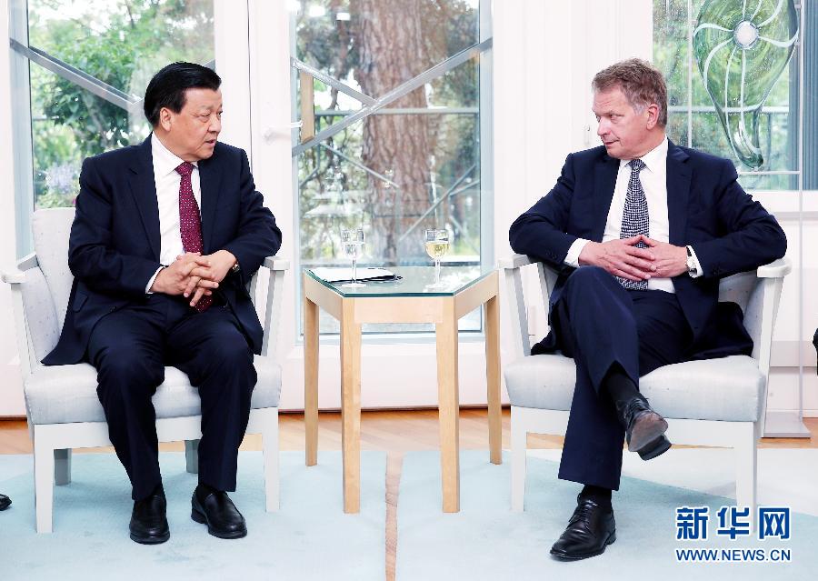 6月12日，中共中央政治局常委、中央書記處書記劉云山在赫爾辛基會(huì)見芬蘭總統(tǒng)尼尼斯特。 新華社記者姚大偉攝 