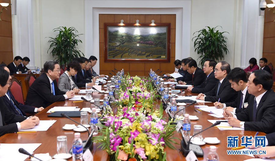 12月25日至27日，中共中央政治局常委、全國(guó)政協(xié)主席俞正聲對(duì)越南進(jìn)行正式訪問(wèn)。這是12月26日，俞正聲在河內(nèi)與越南祖國(guó)陣線主席阮善仁舉行會(huì)談。 新華社記者馬占成攝