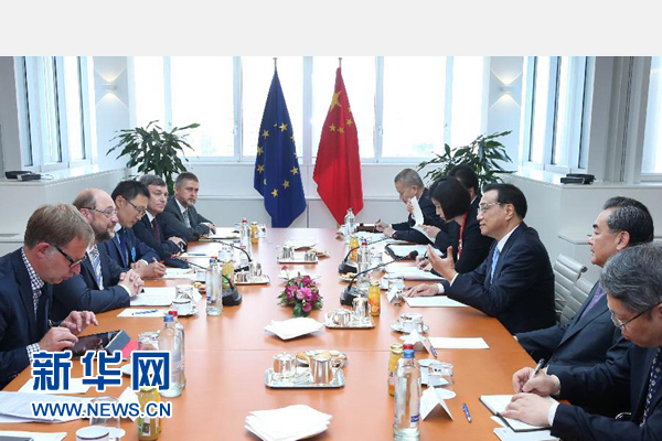 當(dāng)?shù)貢r間6月29日上午，國務(wù)院總理李克強(qiáng)在布魯塞爾會見歐洲議會議長舒爾茨。 新華社記者 龐興雷 攝