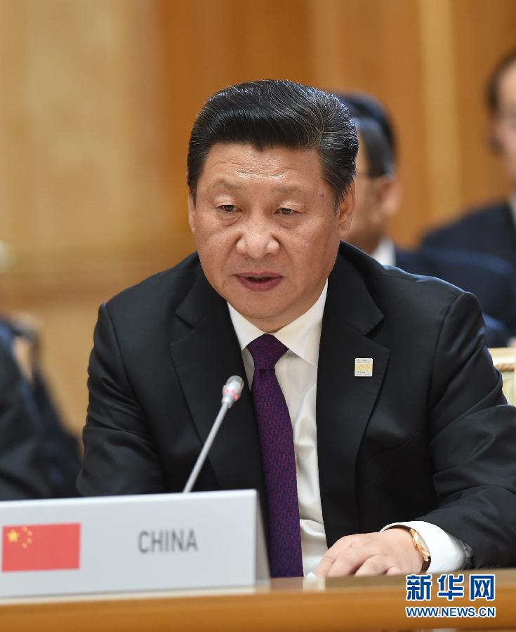 7月9日，金磚國(guó)家領(lǐng)導(dǎo)人第七次會(huì)晤在俄羅斯烏法舉行。中國(guó)國(guó)家主席習(xí)近平、俄羅斯總統(tǒng)普京、巴西總統(tǒng)羅塞夫、印度總理莫迪、南非總統(tǒng)祖馬出席。這是習(xí)近平發(fā)表題為《共建伙伴關(guān)系　共創(chuàng)美好未來》的主旨講話。新華社記者 饒愛民 攝 