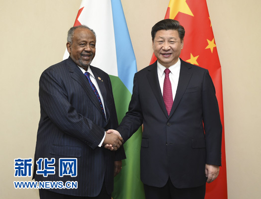 12月3日，國(guó)家主席習(xí)近平在約翰內(nèi)斯堡會(huì)見(jiàn)吉布提總統(tǒng)蓋萊。新華社記者 謝環(huán)馳 攝 

