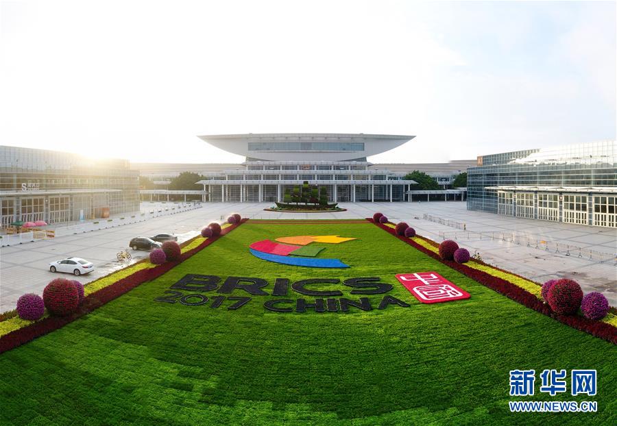 （新華全媒頭條&middot;圖文互動）（1）書寫發(fā)展合作大文章　推動全球治理新變革&mdash;&mdash;習近平主席中東非洲之行前瞻